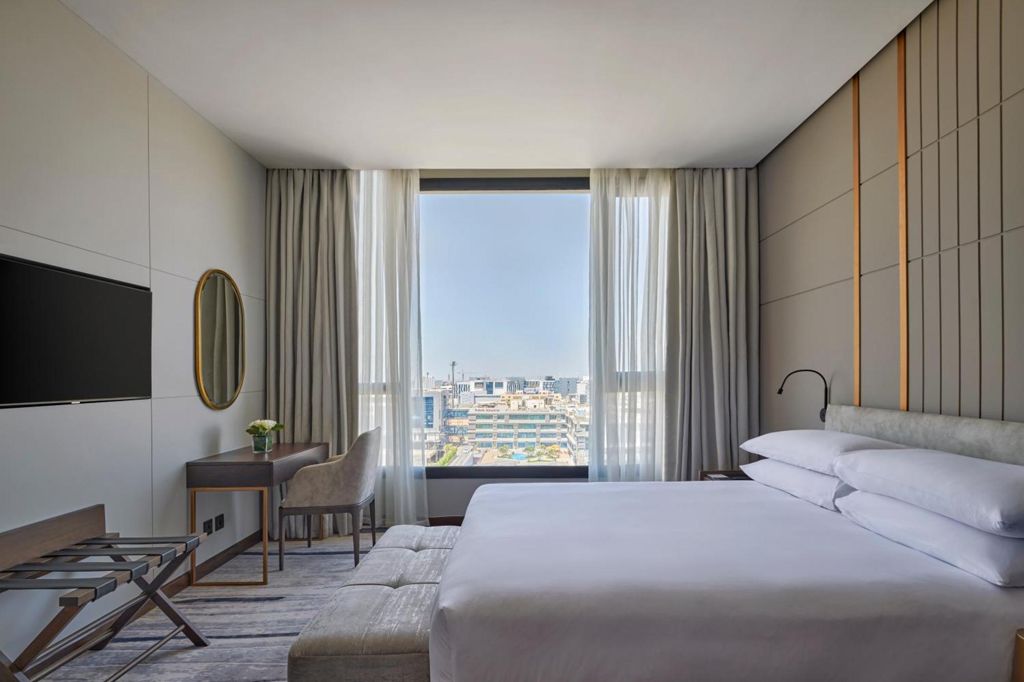Crowne Plaza - West Cairo Arkan By Ihg 6th of October City 外观 照片 Deluxe room