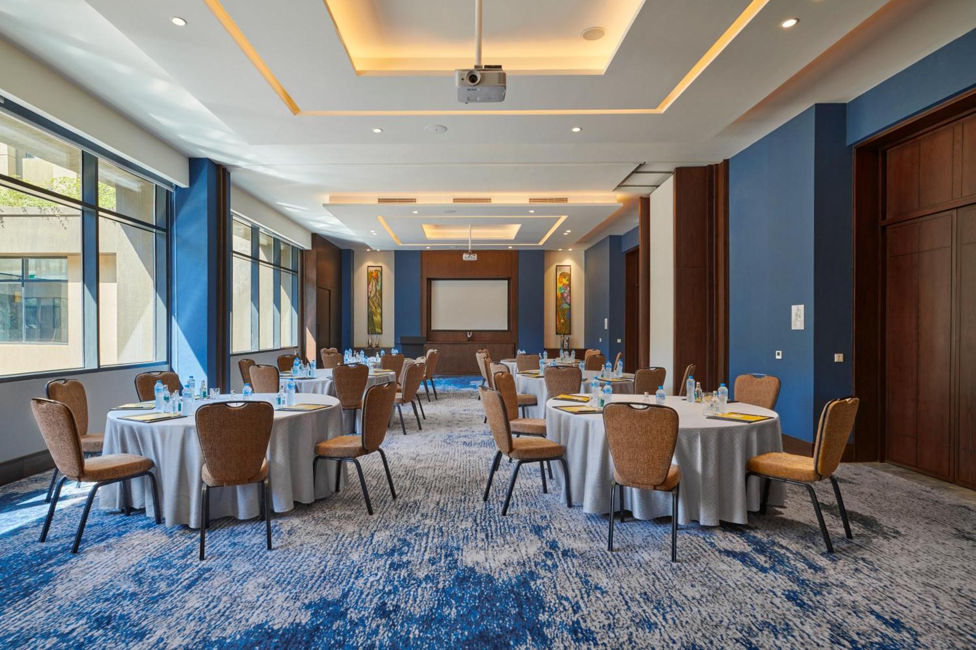 Crowne Plaza - West Cairo Arkan By Ihg 6th of October City 外观 照片 Meeting room