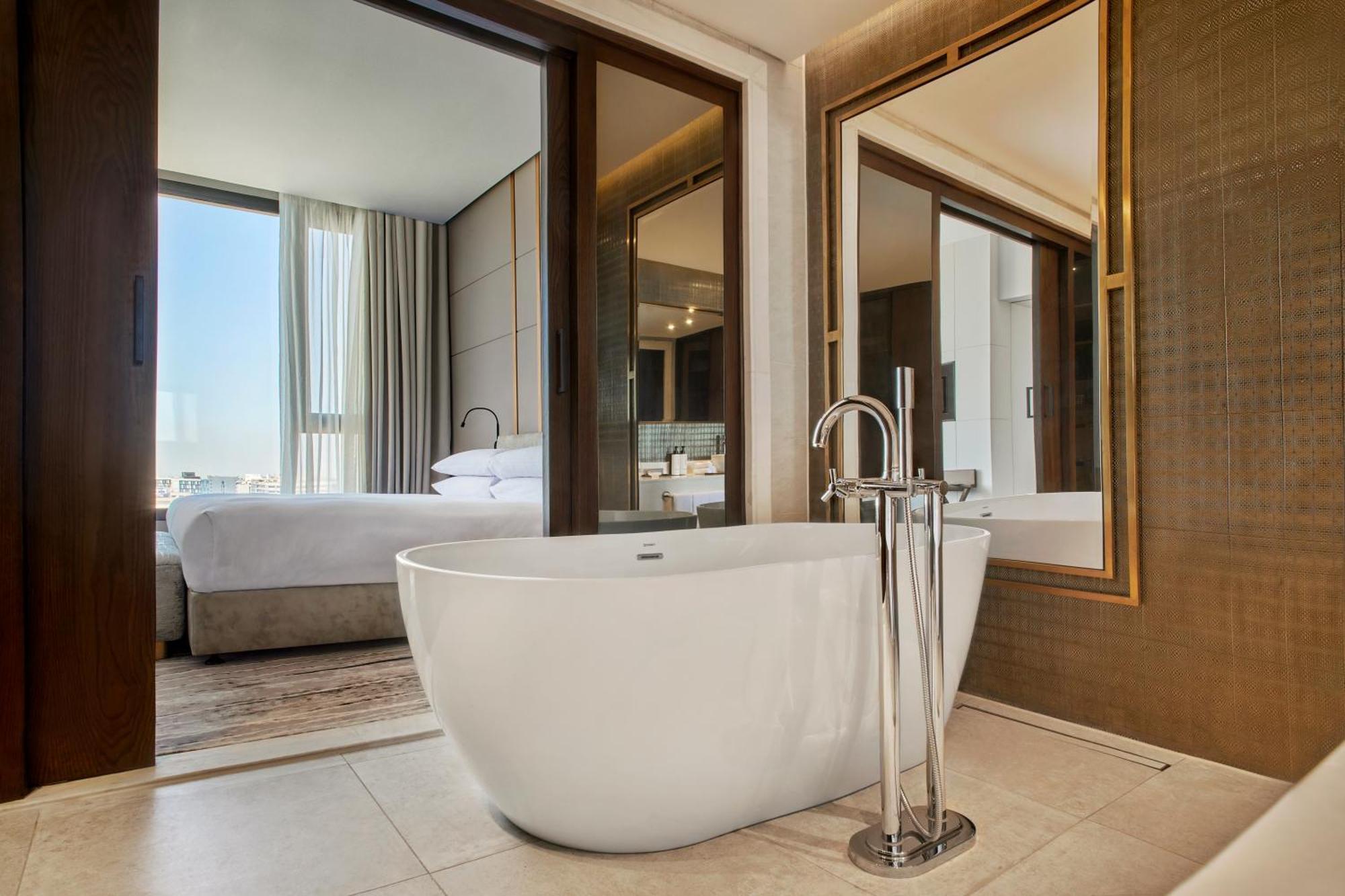 Crowne Plaza - West Cairo Arkan By Ihg 6th of October City 外观 照片 Bathroom